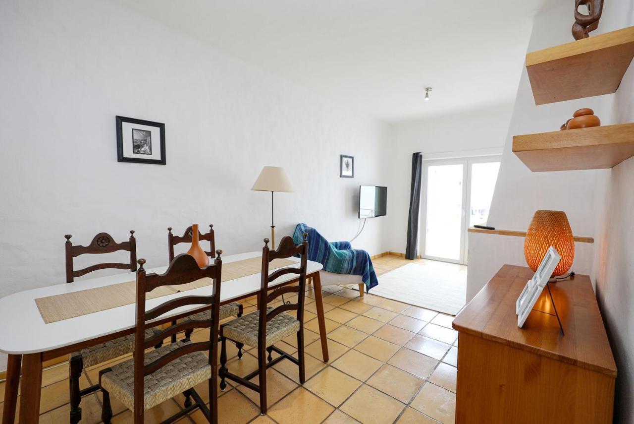 B82 - Lacobrigense Flat In Lagos Apartment Exterior photo